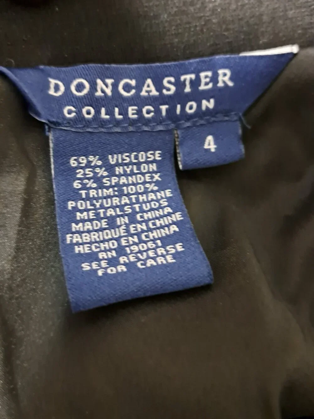 DONCASTER NWT LADIES EMBELLISHED BLACK SKIRT LINED SIZE 4 BEAUTIFUL